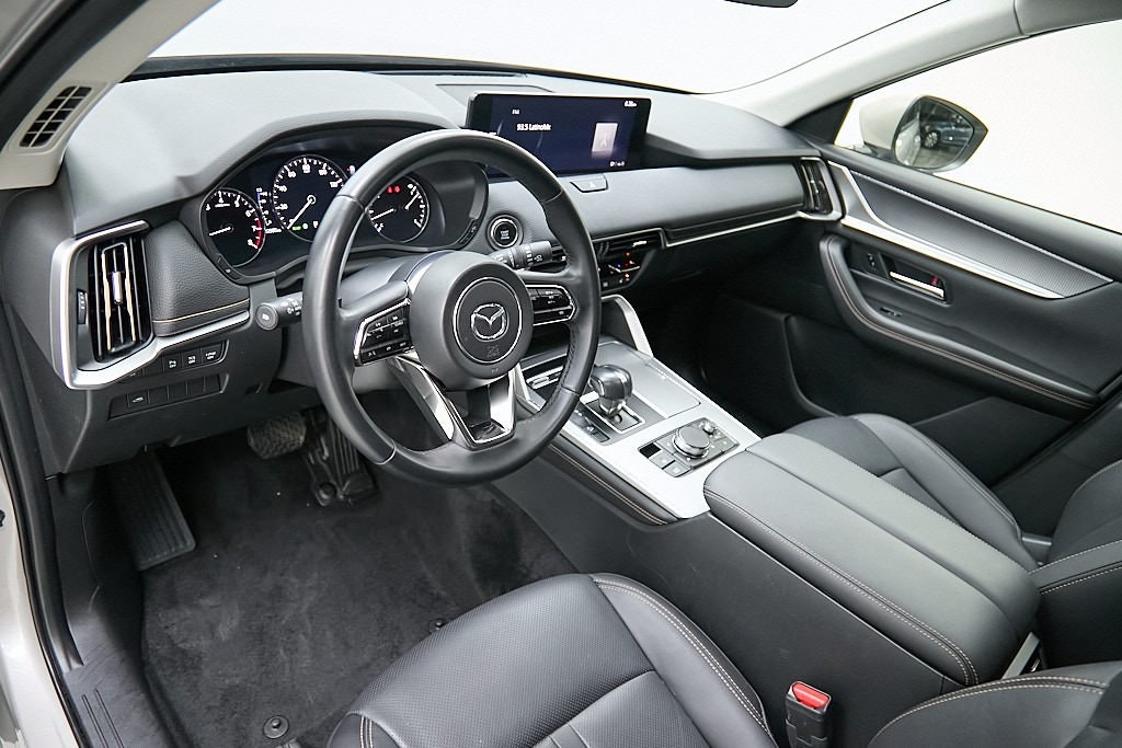 2025 MAZDA CX-90 - Image 11