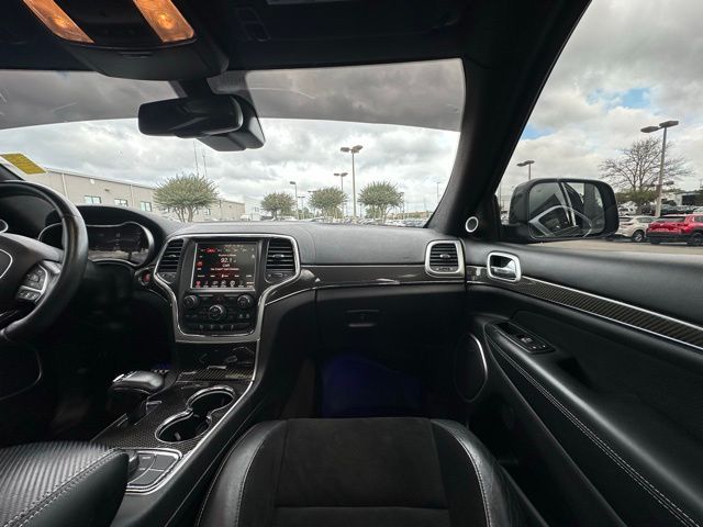 2015 Jeep Grand Cherokee SRT8 photo 31