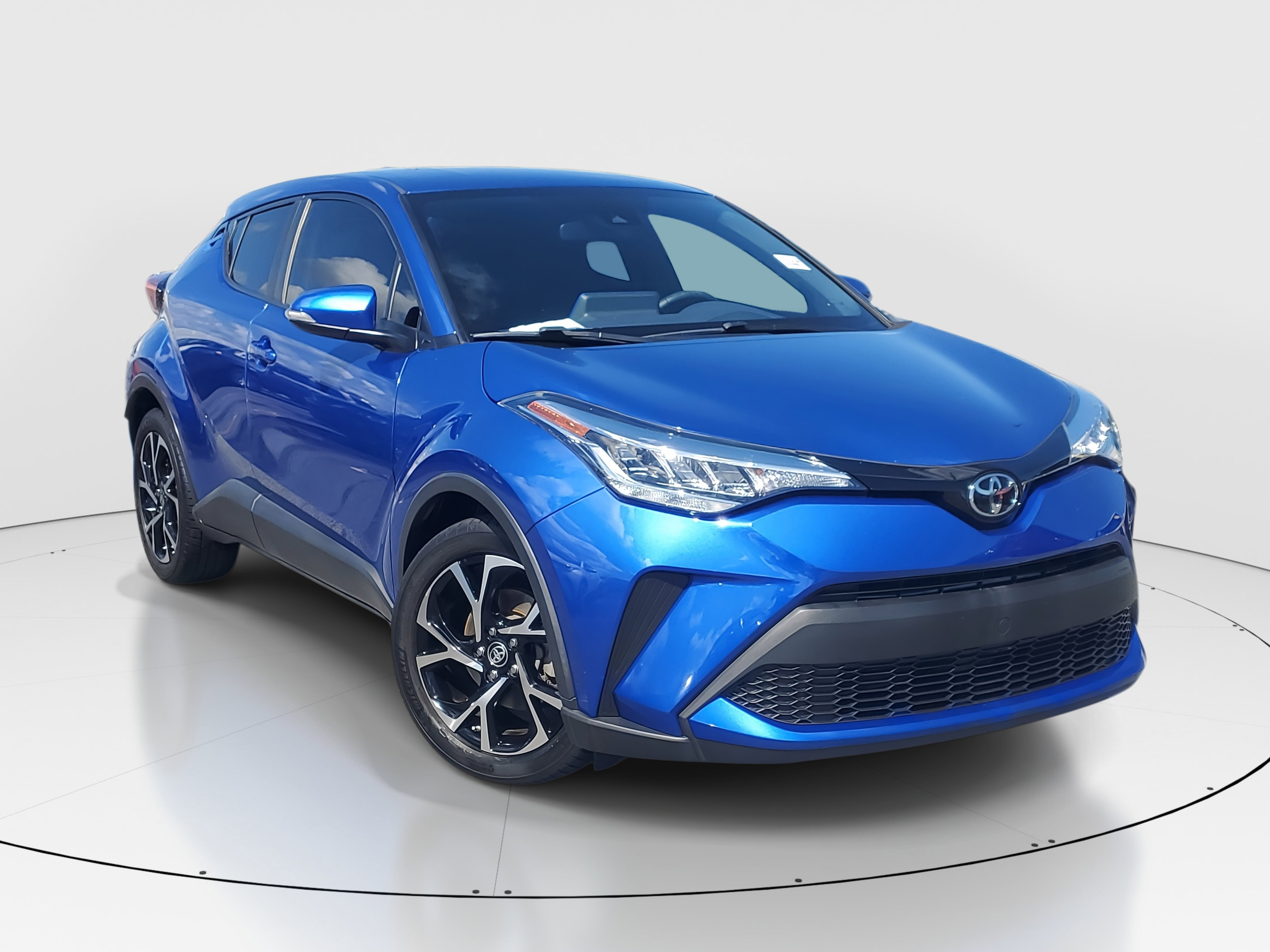 Used 2020 Toyota C-HR XLE with VIN JTNKHMBX9L1089029 for sale in Pinecrest, FL