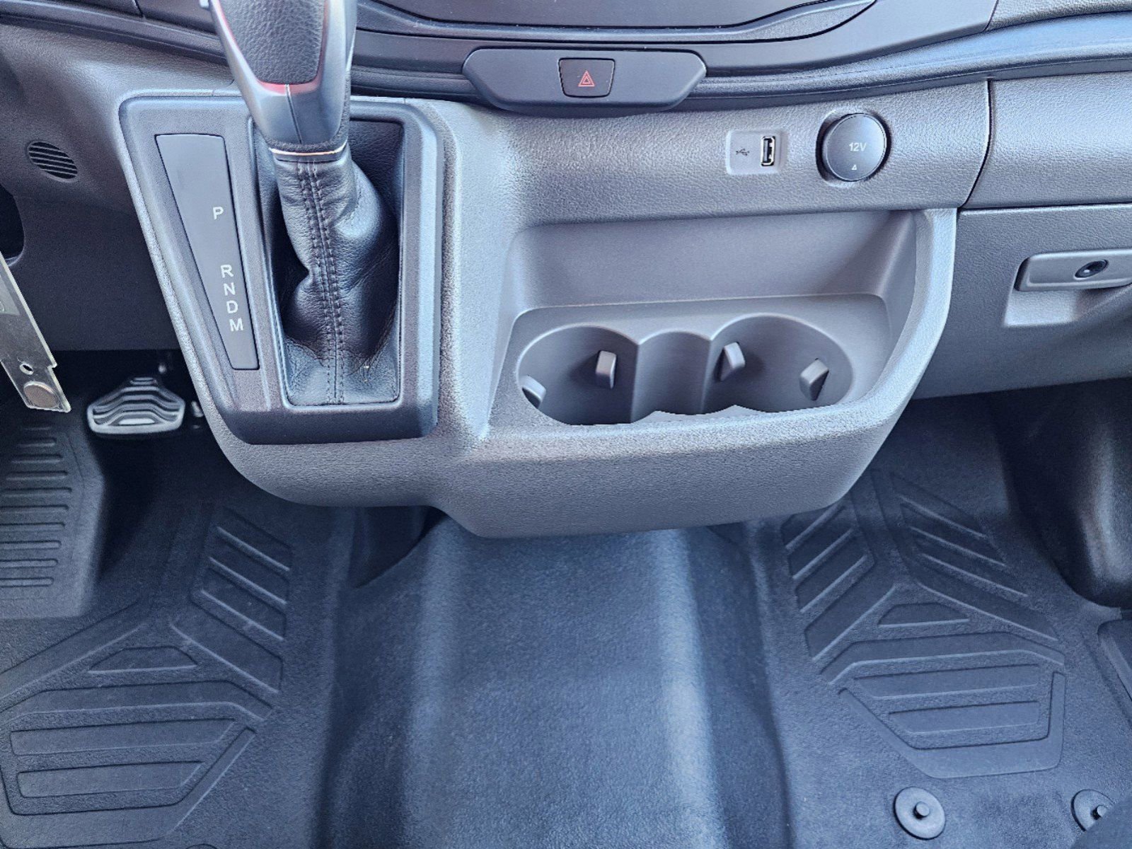 2024 Ford Transit Passenger XL photo 22