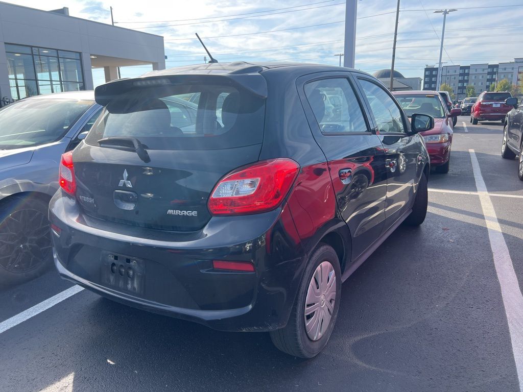 2017 Mitsubishi Mirage ES photo 2