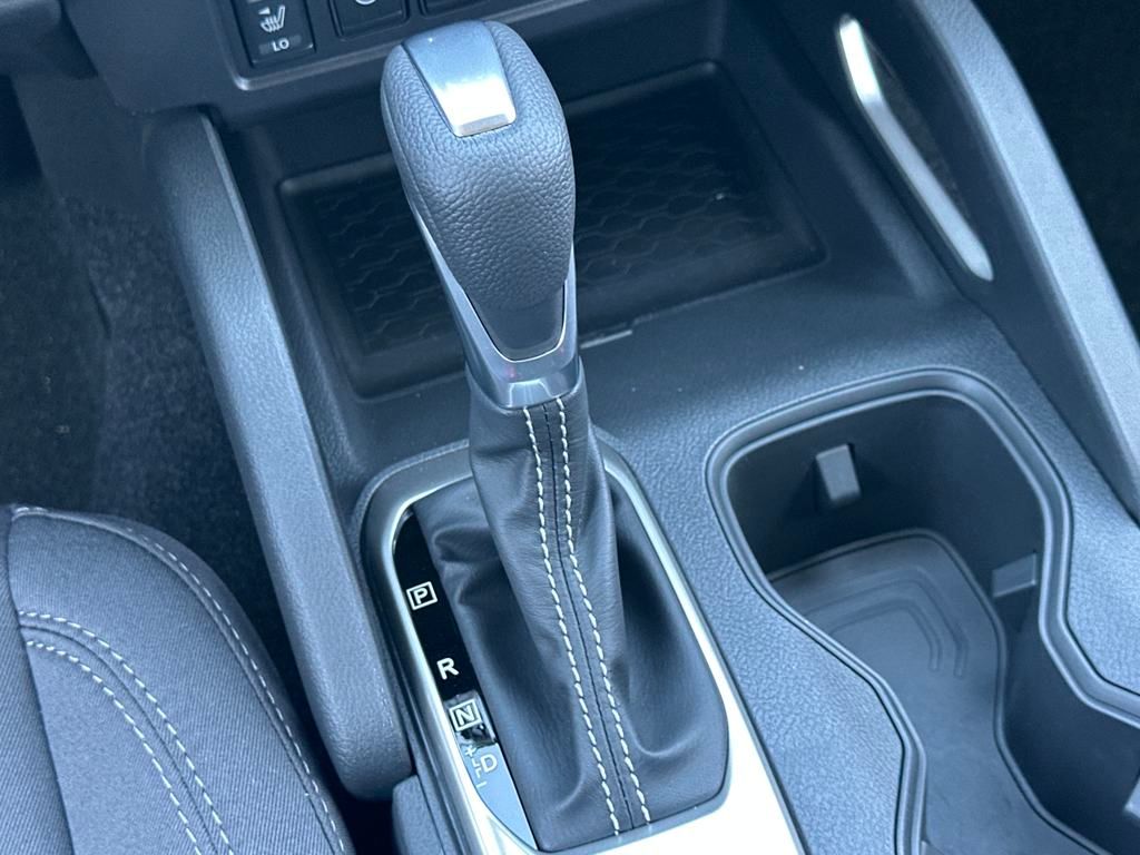 2025 Nissan Frontier SV photo 24