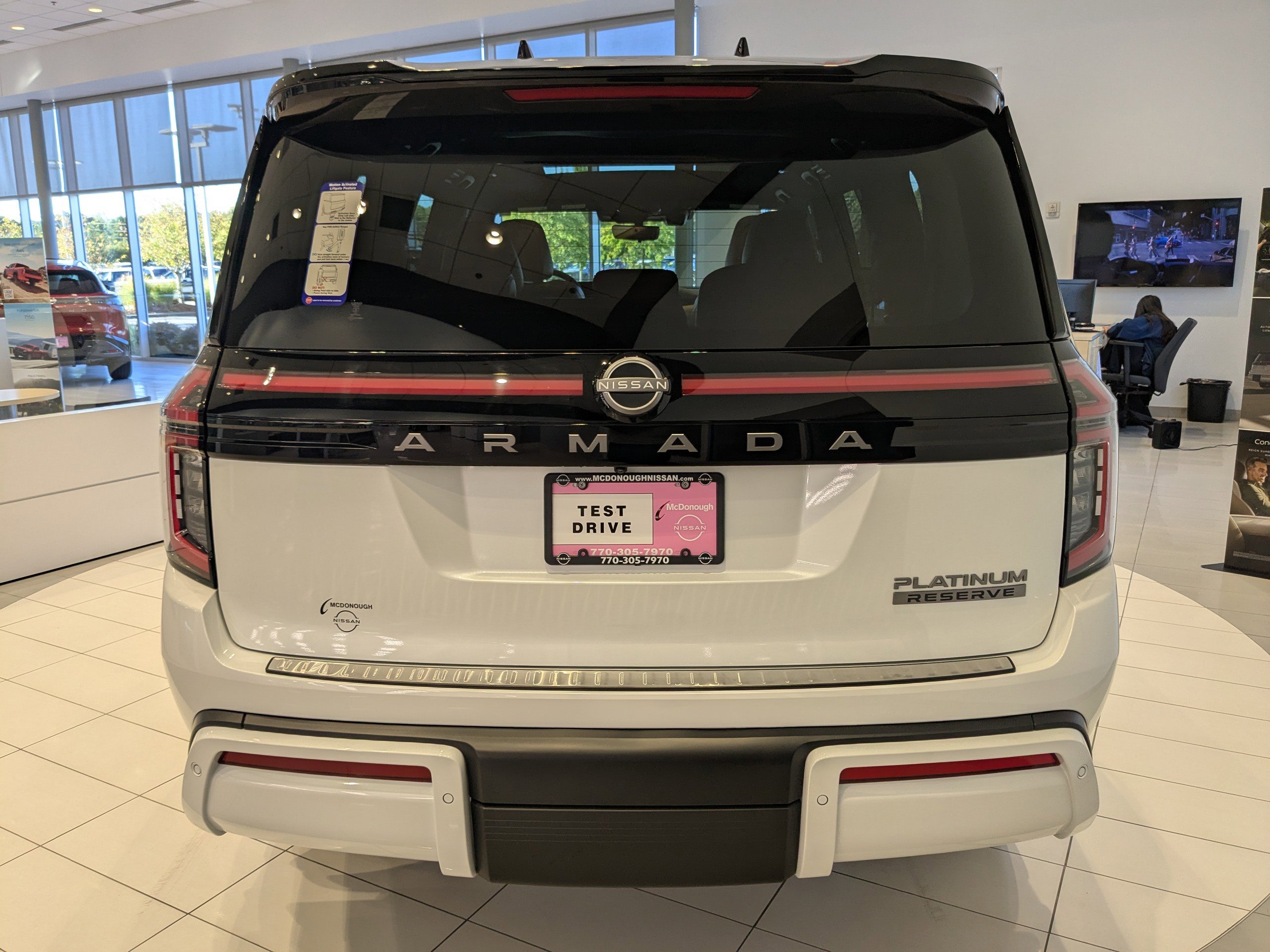 2026 Nissan Armada Platinum Reserve photo 3