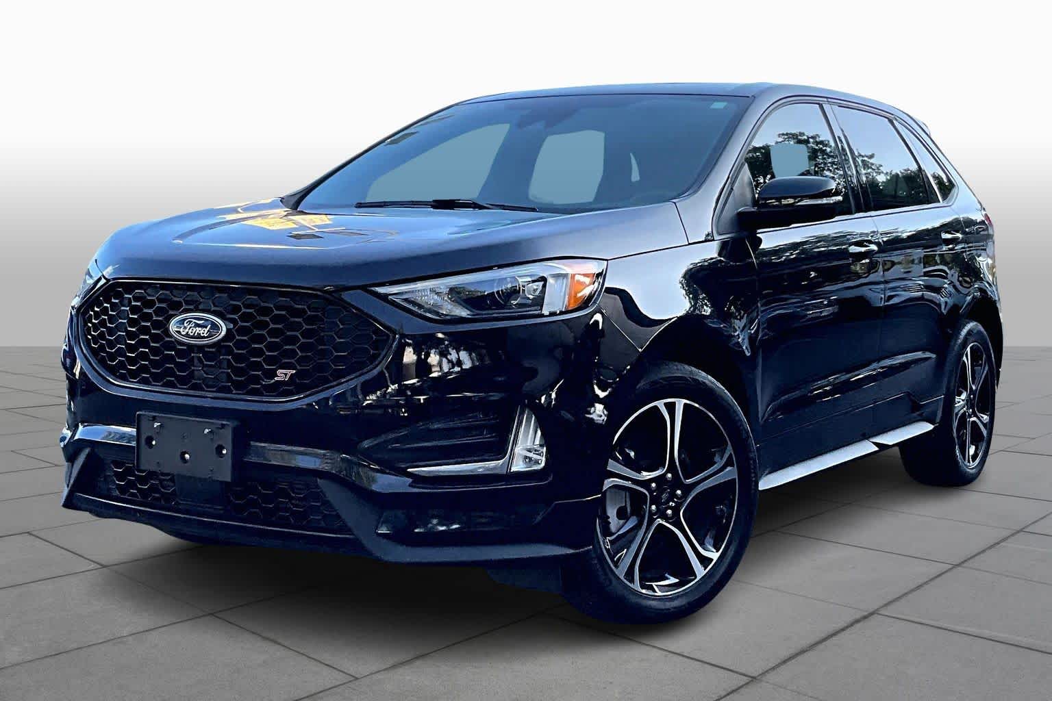 2023 Ford Edge ST's photo
