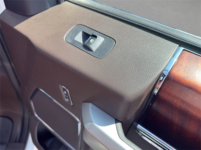 2021 Ford F-250 XL King Ranch photo 16
