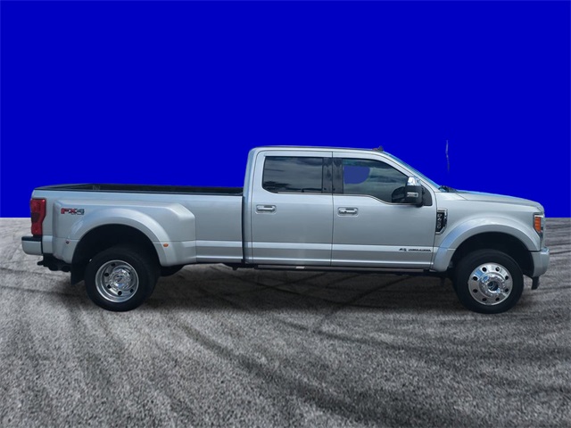 2019 Ford F-450 Platinum photo 3