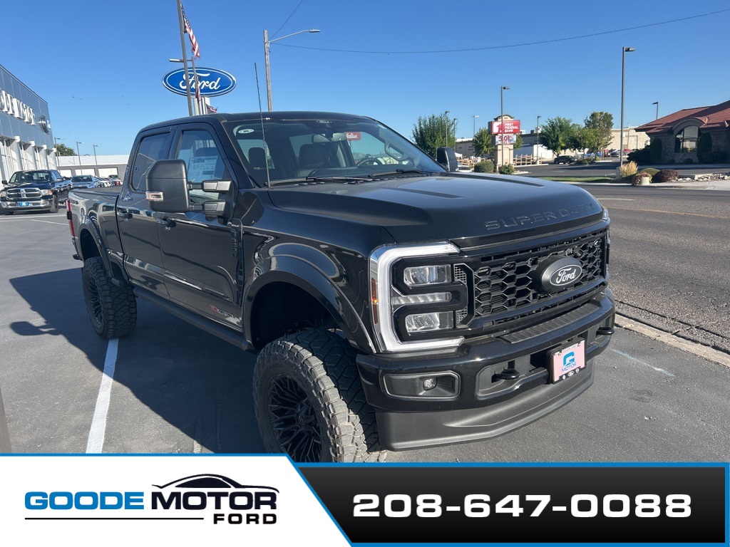 2025 Ford F-250 Super Duty XLT's photo