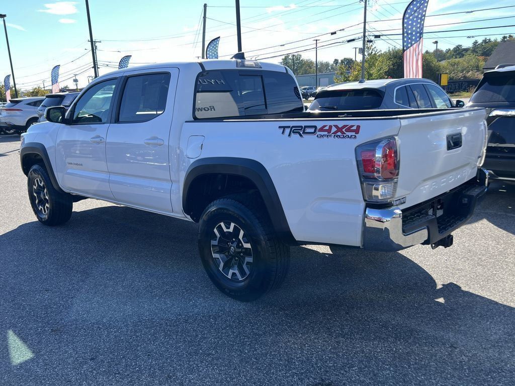 2023 Toyota Tacoma TRD Off-Road photo 4