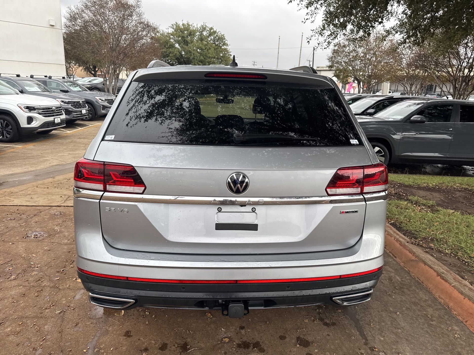 2022 Volkswagen Atlas V6 SE Technology photo 3