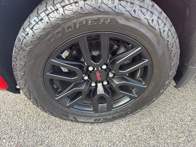2021 Gmc Sierra Elevation photo 17