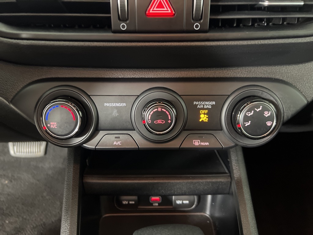 2023 Kia Forte LXS photo 23