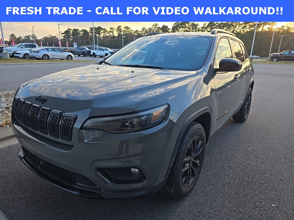 2023 Jeep Cherokee Altitude Lux