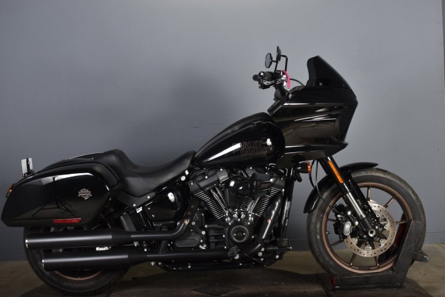 Harley-Davidson Softail トレーナー XL 黒 Certified Pre-Owned 2022 Harley-Davidson Softail Low Rider