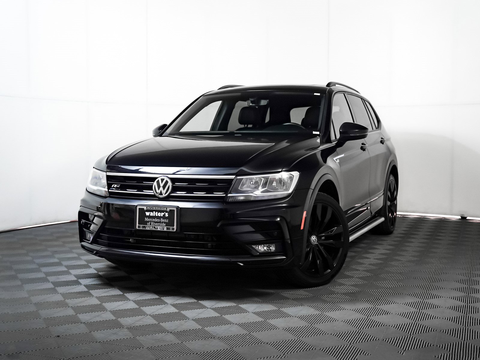 2020 Volkswagen Tiguan SE R-LINE BLACK