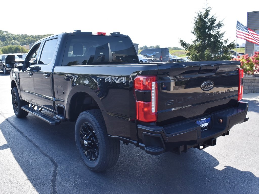 2026 Ford F-250 XLT photo 2