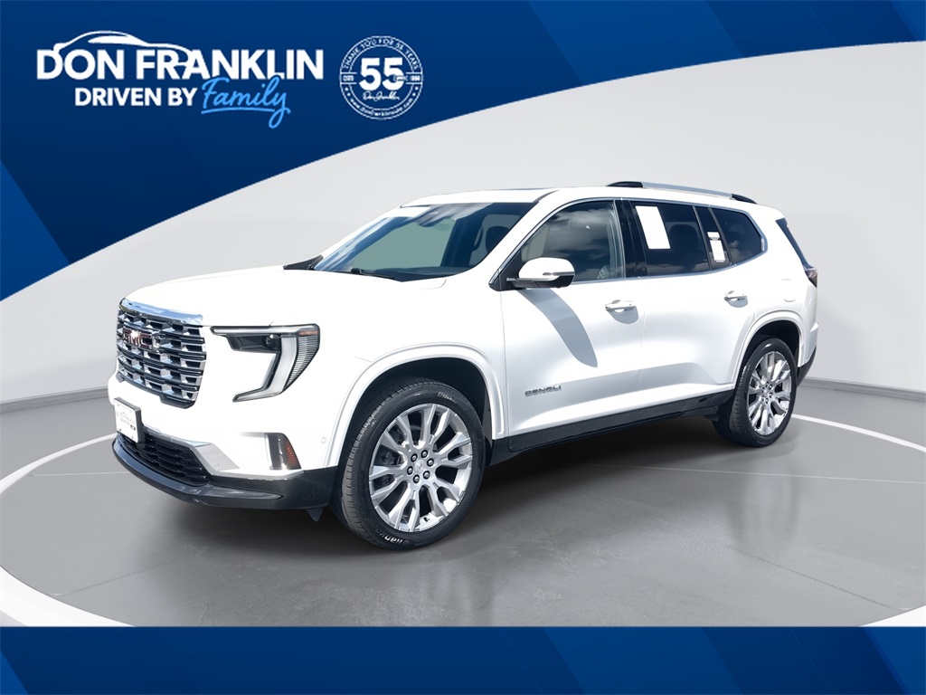 2024 GMC Acadia Denali's photo