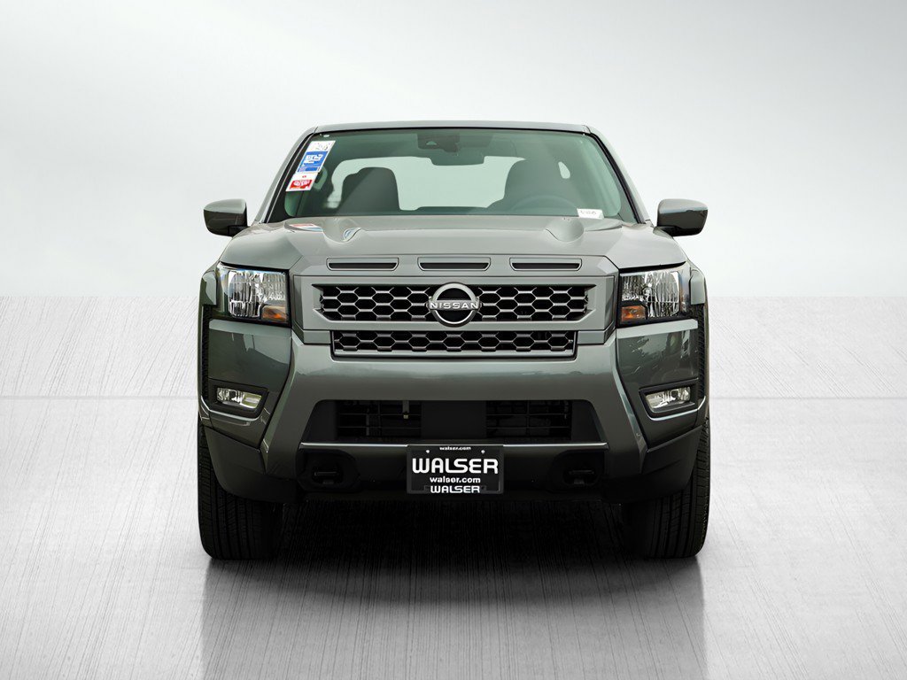 2025 Nissan Frontier SV photo 2