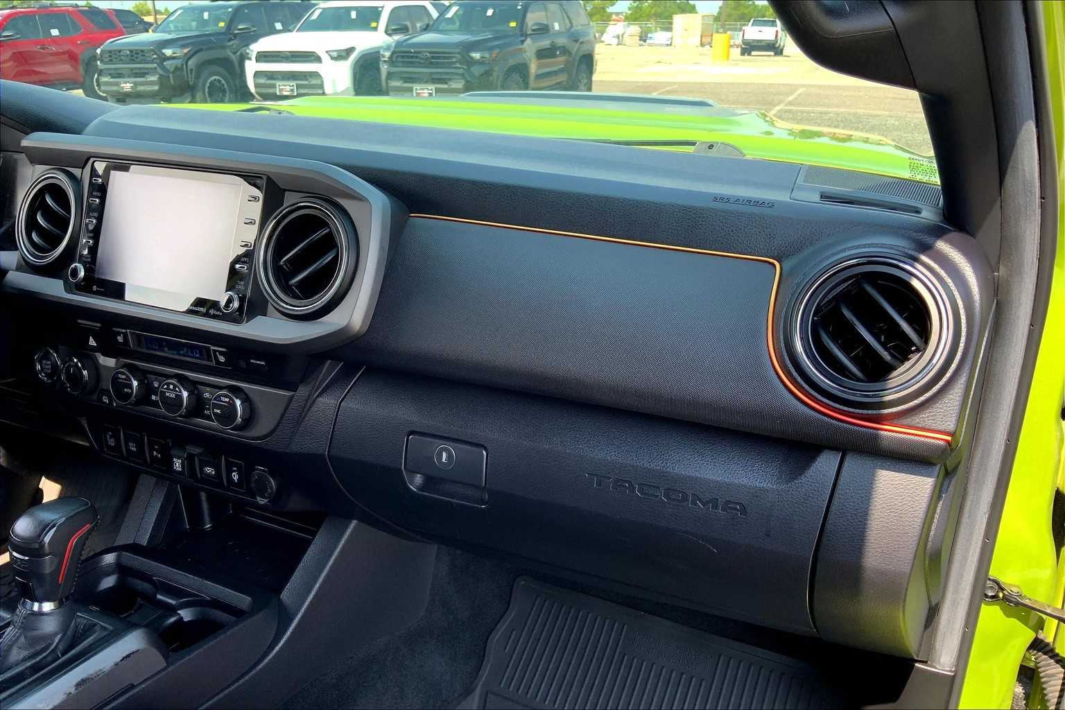 2022 Toyota Tacoma TRD Pro photo 17