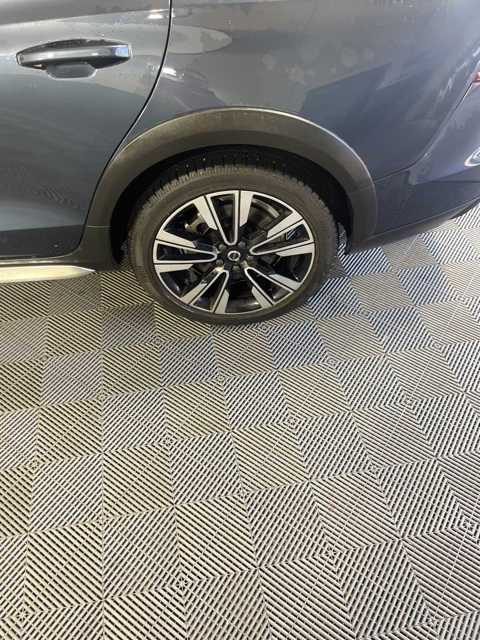 2020 Volvo V60 Cross Country T5 AWD photo 13