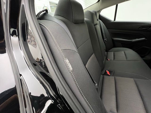 2024 Nissan Altima 2.5 SV photo 32