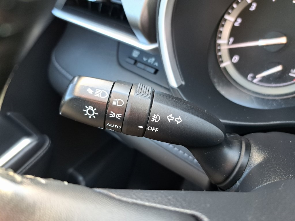 2020 Toyota Highlander XLE photo 21
