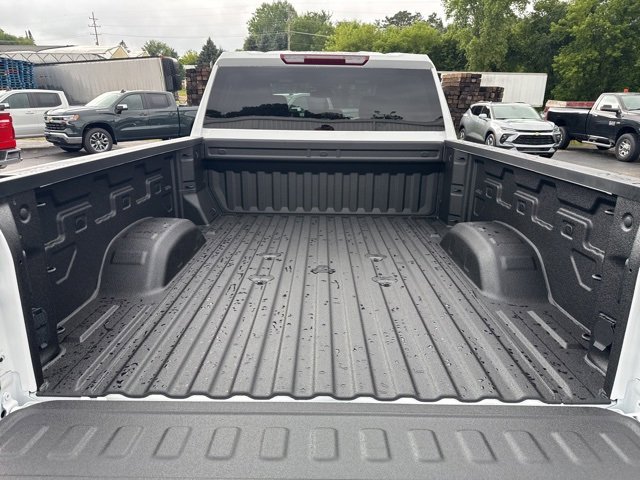 2025 Chevrolet Silverado 2500HD Custom photo 17