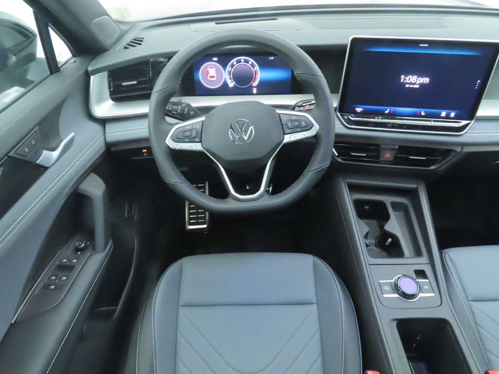 2025 Volkswagen Tiguan SE R-Line Black photo 10