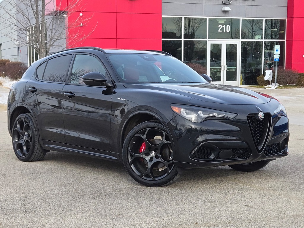 2024 Alfa Romeo Stelvio Veloce's photo