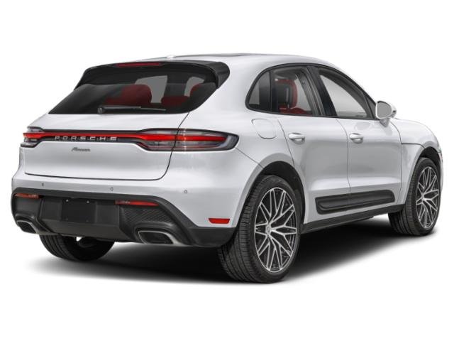 2026 Porsche Macan T photo 2