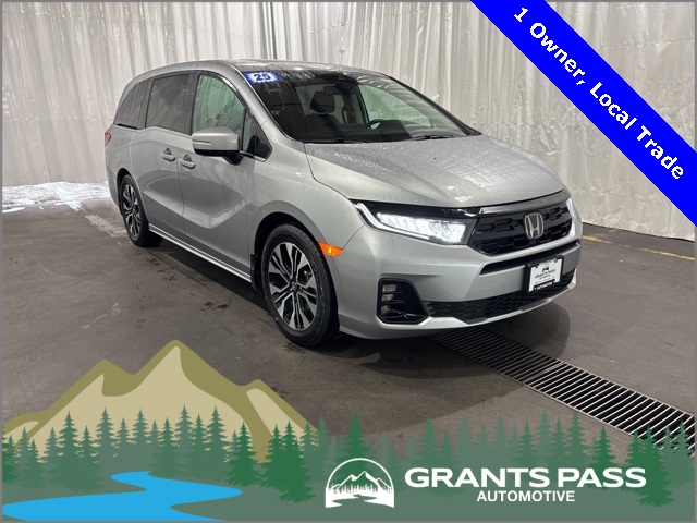 2025 Honda Odyssey Elite's photo