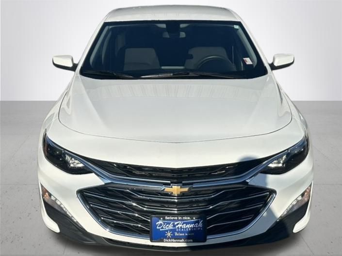 2022 Chevrolet Malibu 1LT photo 3