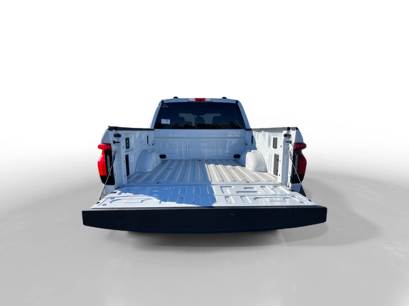 2024 Ford F-150 Lightning XLT photo 9