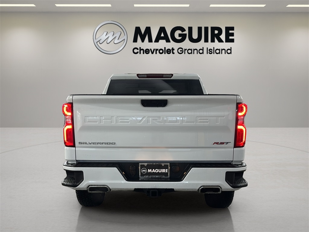 2023 Chevrolet Silverado 1500 RST photo 4