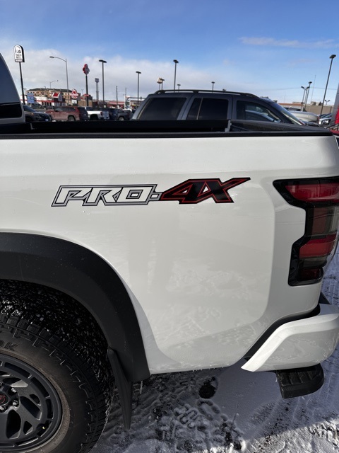 2025 Nissan Frontier PRO-4X photo 4