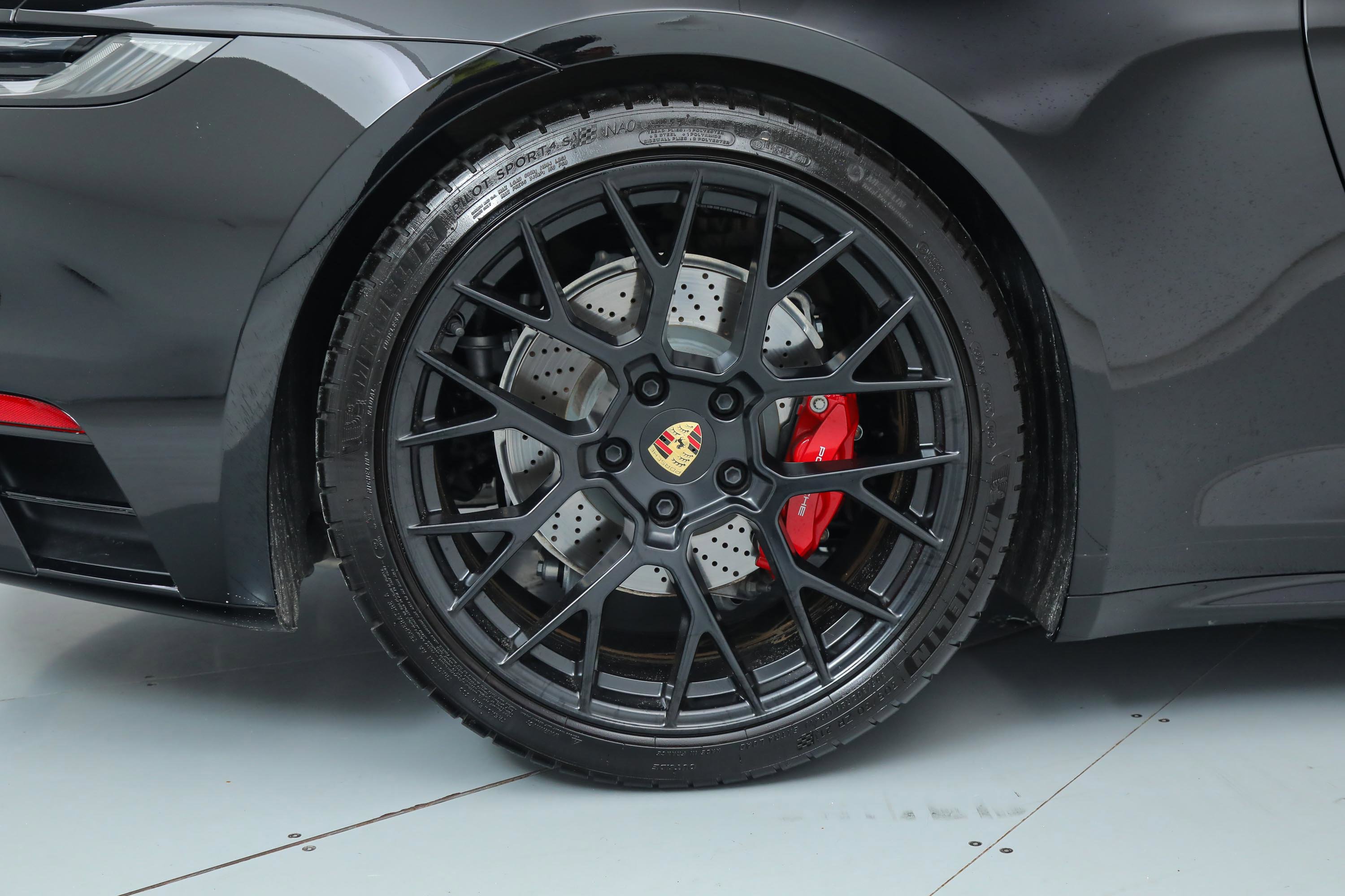2024 Porsche 911 S photo 19