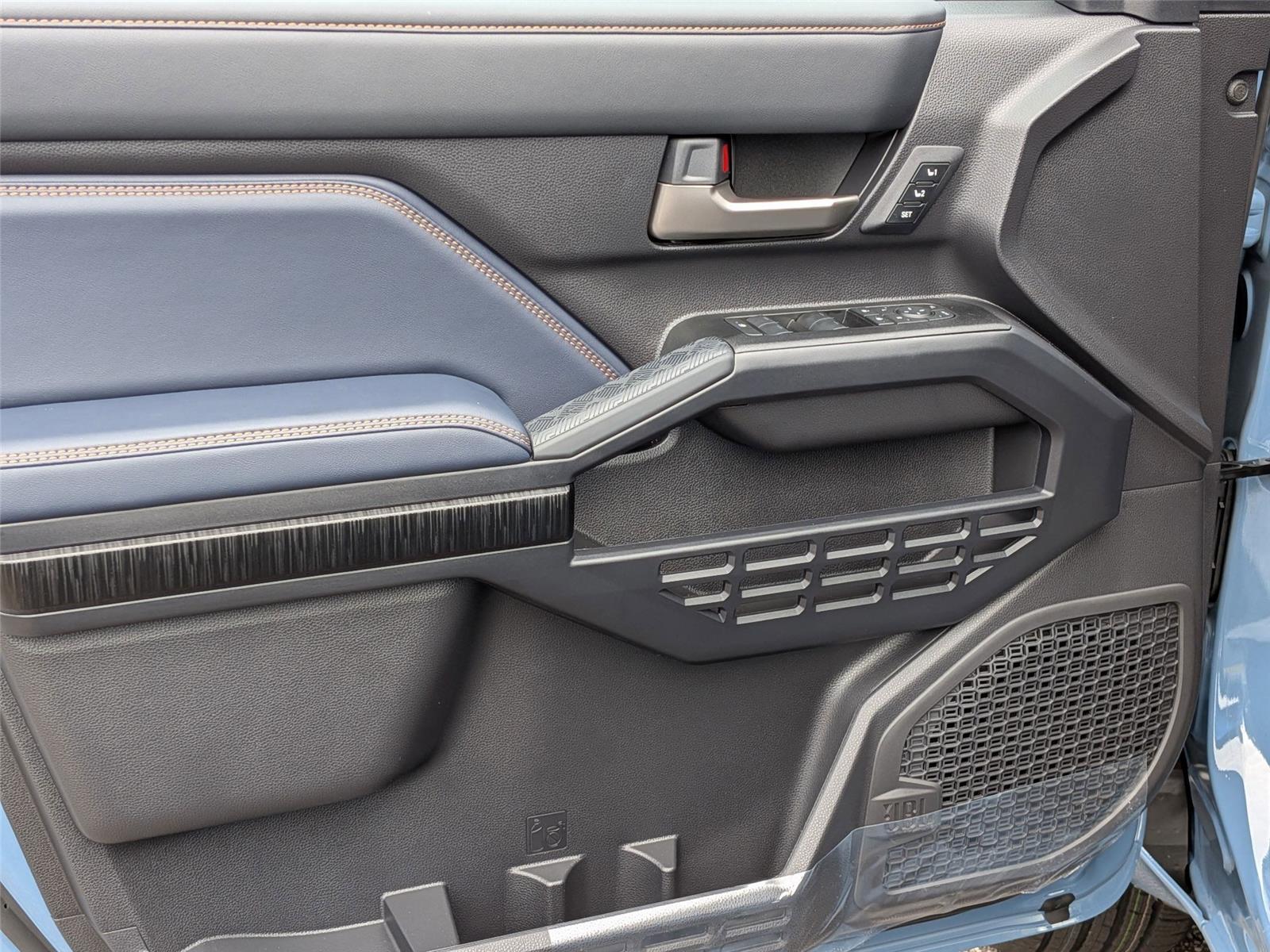 2025 Toyota 4Runner photo 11