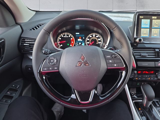 2025 Mitsubishi Eclipse Cross SE photo 9