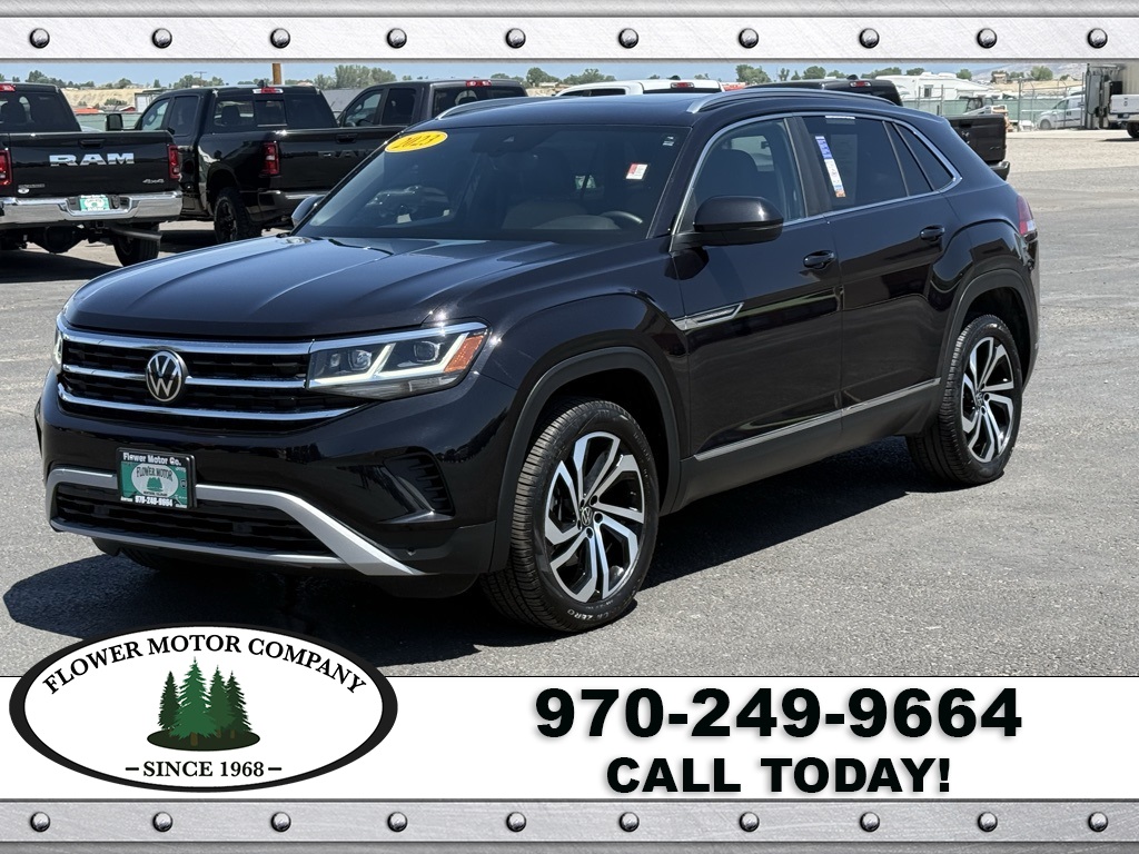 2023 Volkswagen Atlas Cross Sport V6 SEL photo 2