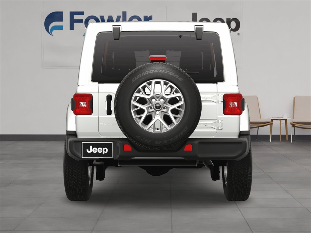 2025 Jeep Wrangler Sahara photo 6