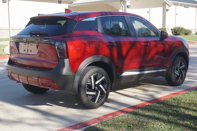 2025 Nissan Kicks SV photo 3