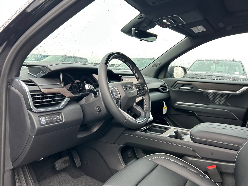 2026 GMC ACADIA - Image 16