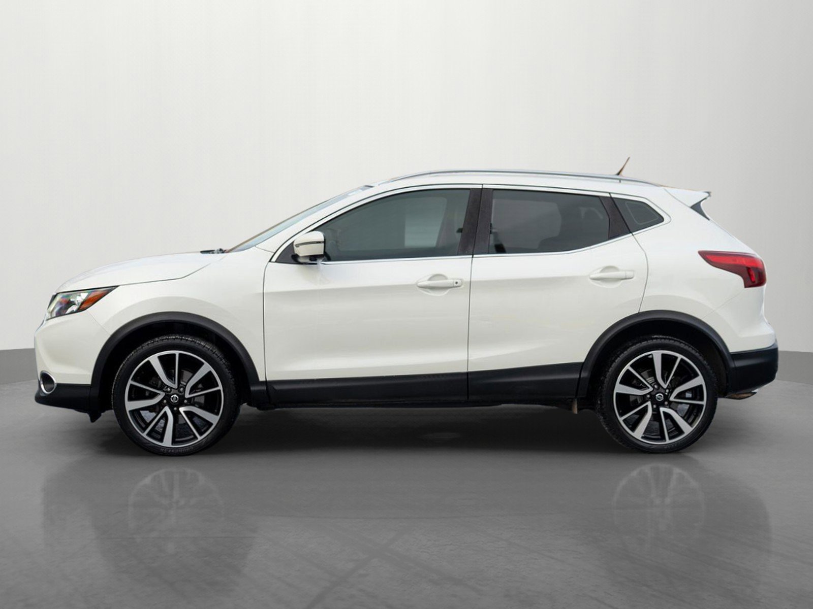 2019 Nissan Rogue Sport SL photo 3