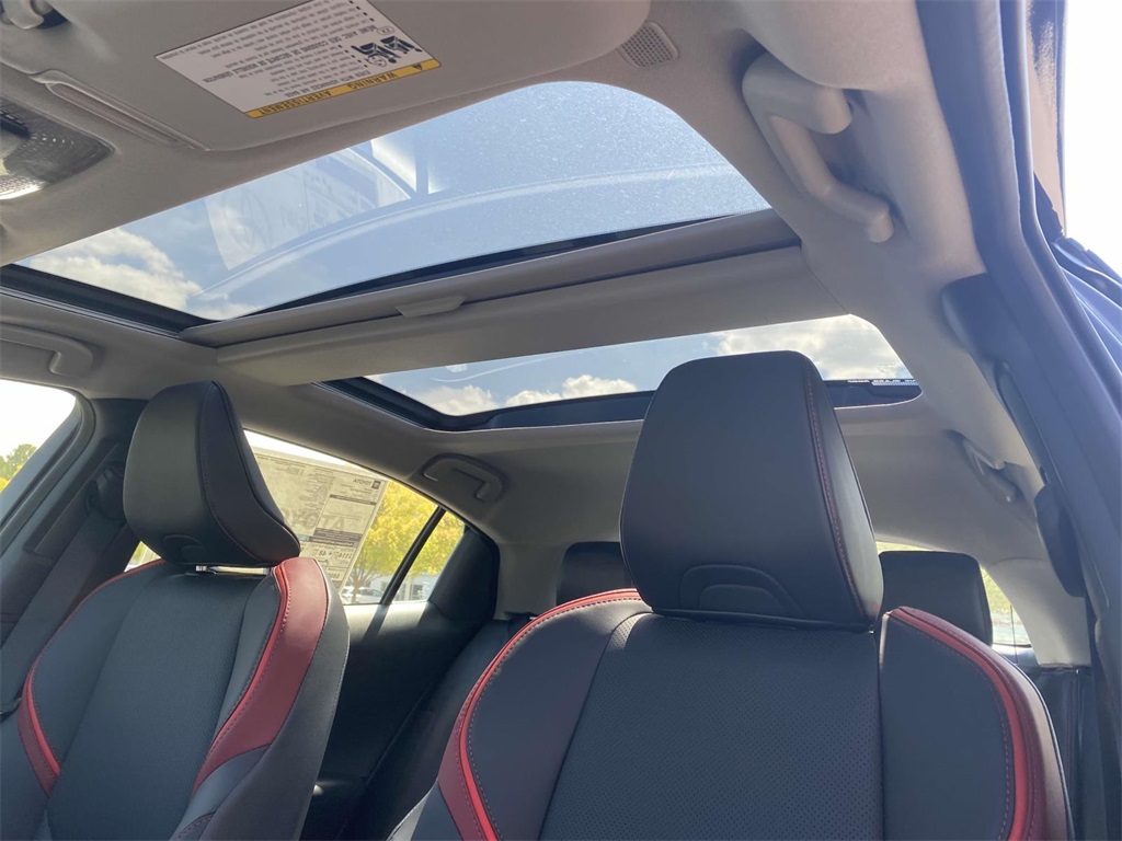 2026 Toyota Prius Plug-in Hybrid XSE photo 13