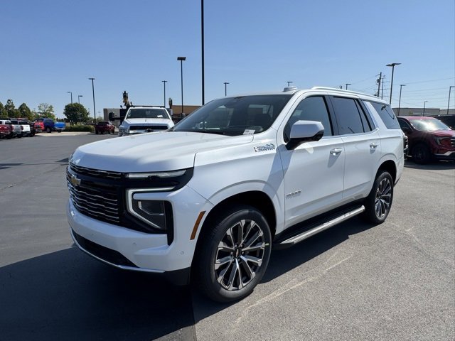 2025 Chevrolet Tahoe High Country photo 8