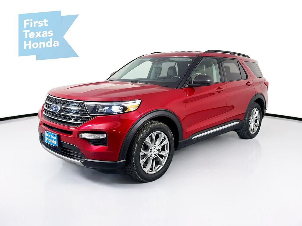 2022 Ford Explorer XLT photo 3