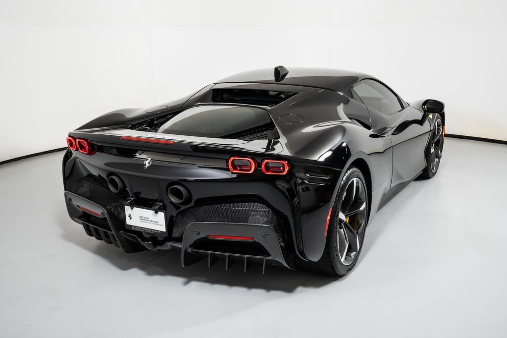 2022 Ferrari SF90 Stradale photo 2