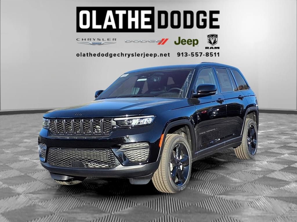 2025 Jeep Grand Cherokee Altitude's photo