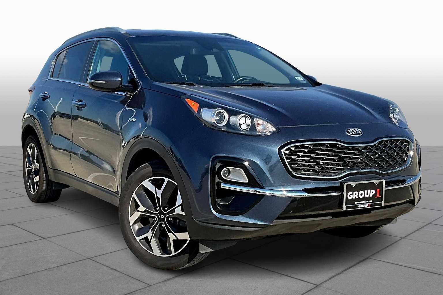 2020 Kia Sportage EX photo 2