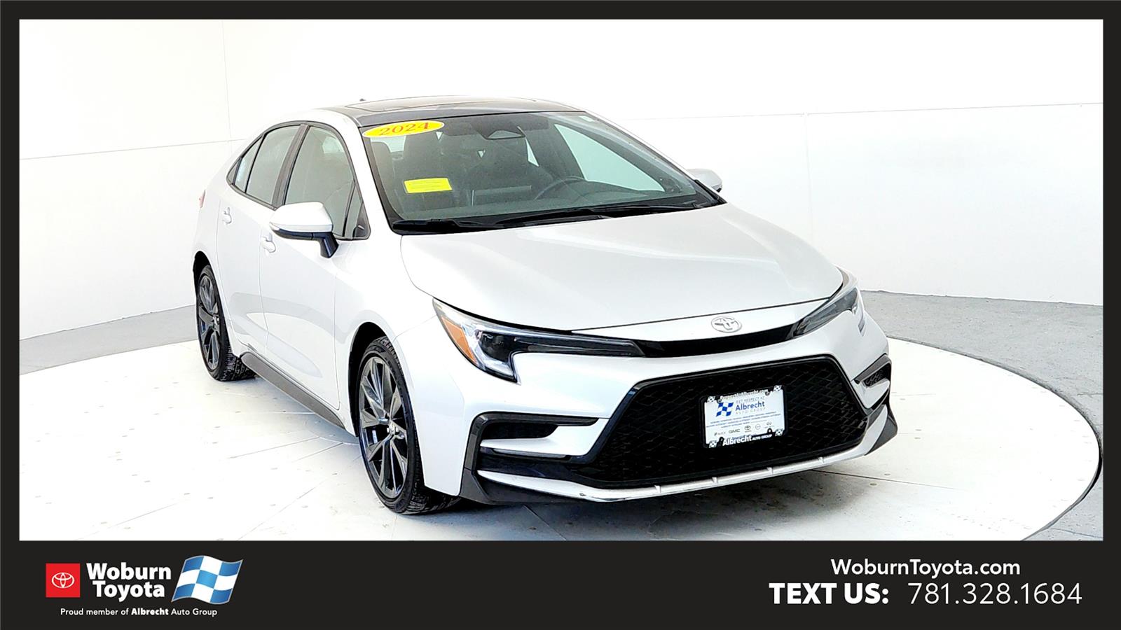 2024 Toyota Corolla XSE's photo