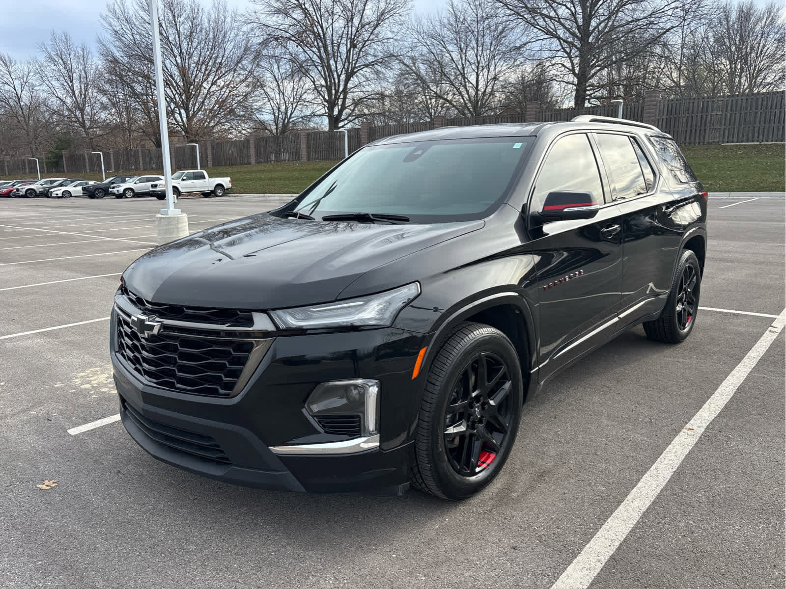 Used 2023 Chevrolet Traverse Premier with VIN 1GNEVKKW9PJ275169 for sale in Kansas City